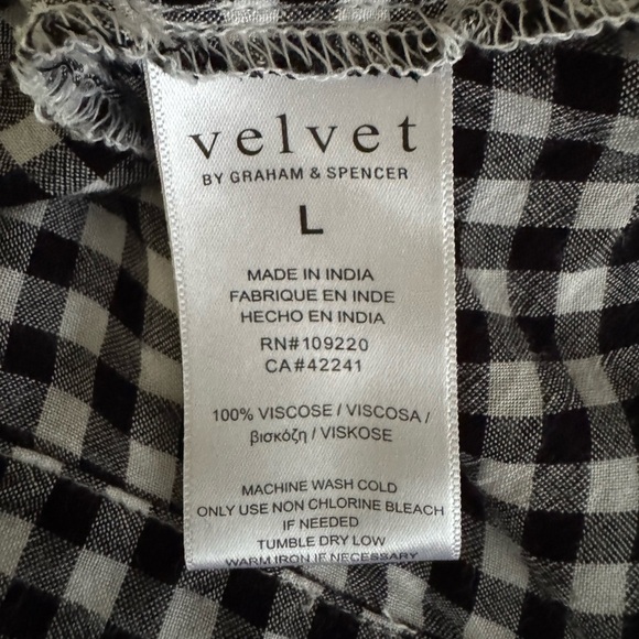 Velvet by graham & Spencer Nedra cold shoulder gingham top black/white Sz.L - Picture 9 of 11